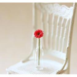 Dollhouse Miniature Flowers - Miniature Red Gerbera Daisy